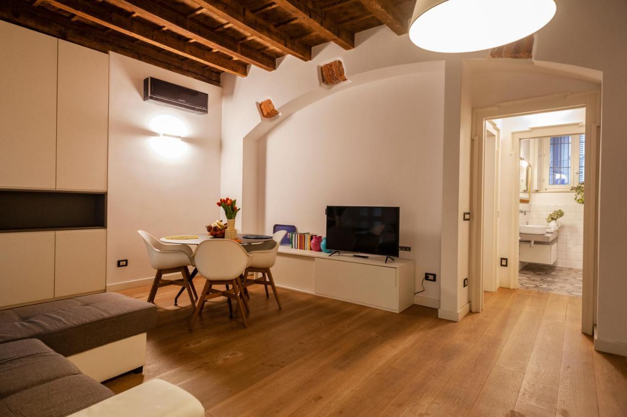Corso Venezia, In Una Corte Esclusiva Riservata! Mailand Exterior foto